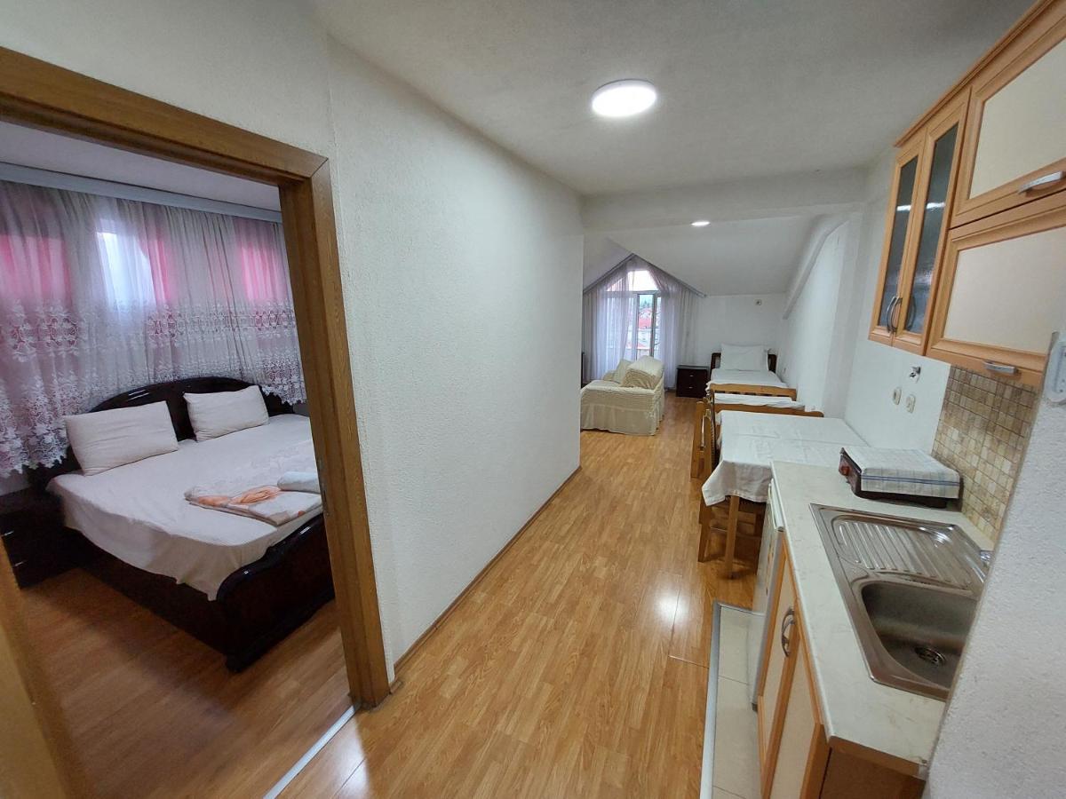 Hotel Venecia Apartments Struga Buitenkant foto