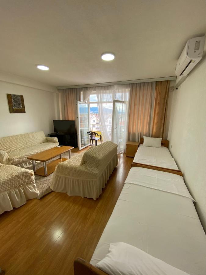 Hotel Venecia Apartments Struga Buitenkant foto