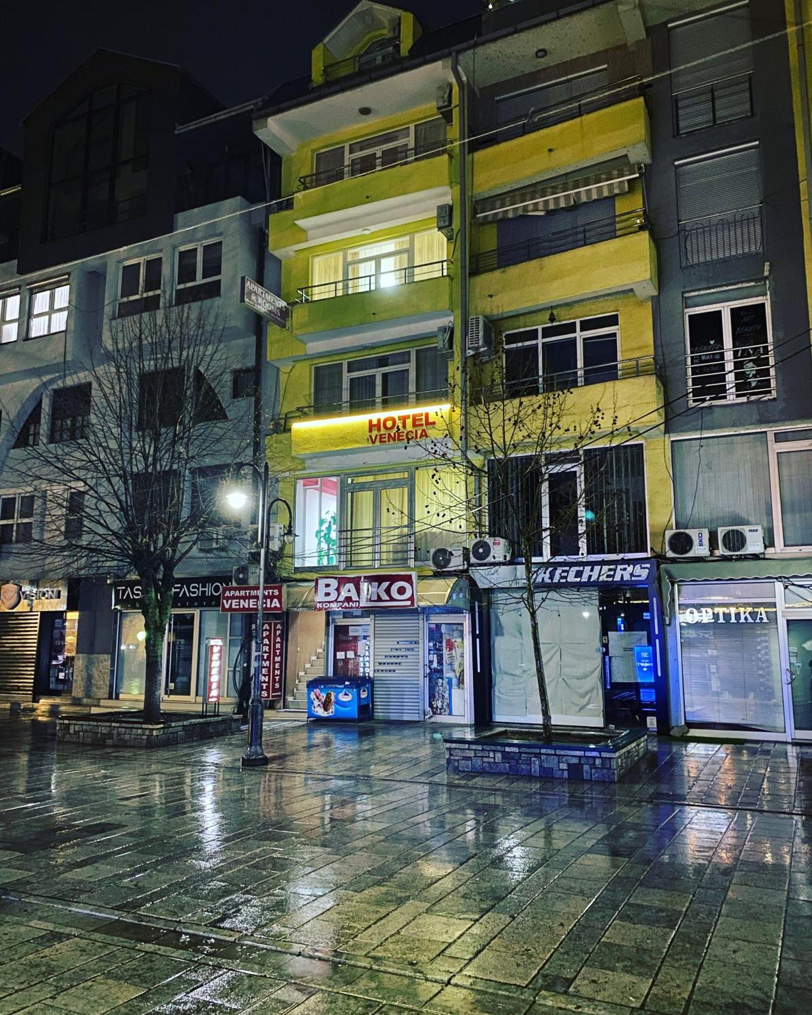 Hotel Venecia Apartments Struga Buitenkant foto