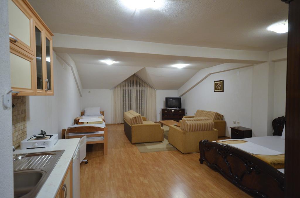 Hotel Venecia Apartments Struga Kamer foto